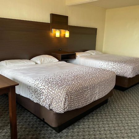 ويستبورت Holiday Motel المظهر الخارجي الصورة